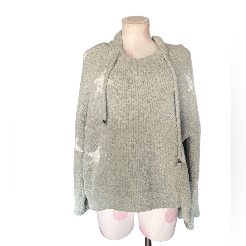 Cozy Lounge Boho – POL Sage Green Star Hooded Sweater – Estimated L - Picture 1 of 6